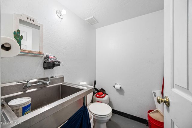 322 E Redfield Road, Chandler, AZ 85225