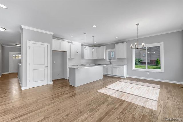 6064 Woodridge Lane, Grand Blanc, MI 48439
