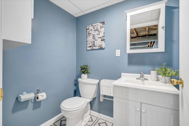 5033 Youngwood DR, Roanoke, VA 24017