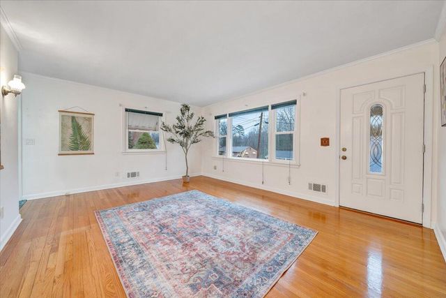 5033 Youngwood DR, Roanoke, VA 24017