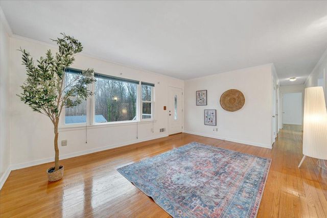 5033 Youngwood DR, Roanoke, VA 24017