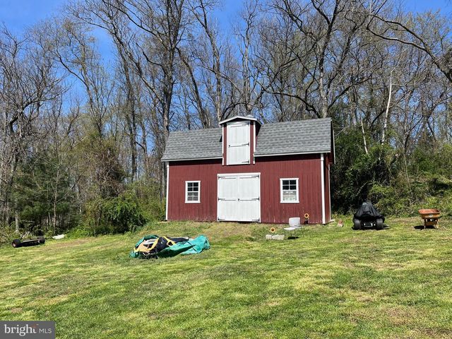 242 WILEY MILL RD, New Park, PA 17352