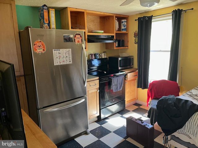 242 WILEY MILL RD, New Park, PA 17352