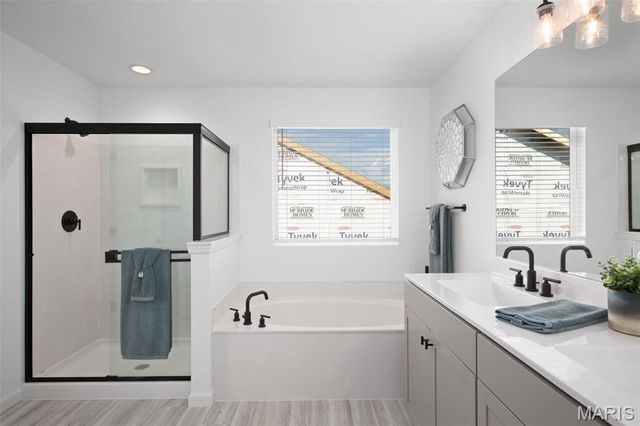 2 Royal II at Deer Meadows, Sullivan, MO 63084