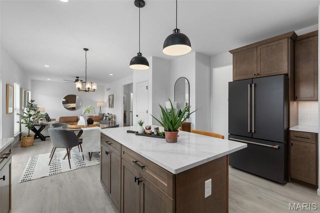 2 Royal II at Deer Meadows, Sullivan, MO 63084