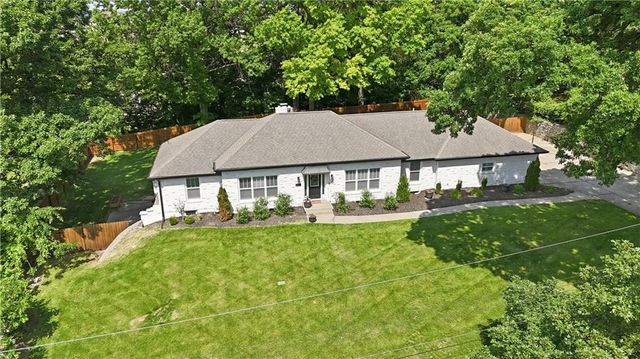 850 NW Valley Lane, Riverside, MO 64150