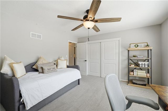 850 NW Valley Lane, Riverside, MO 64150