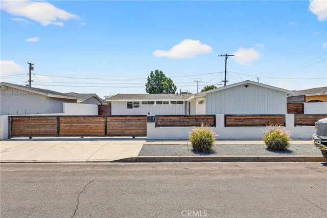 3210 E Janice Street, Long Beach, CA 90805