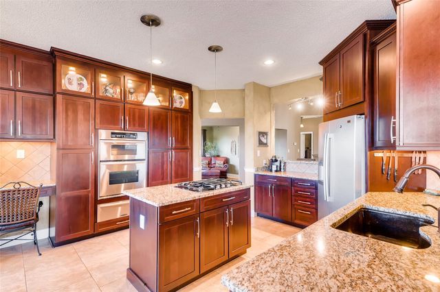 2614 Pace Bend RD S, Spicewood, TX 78669