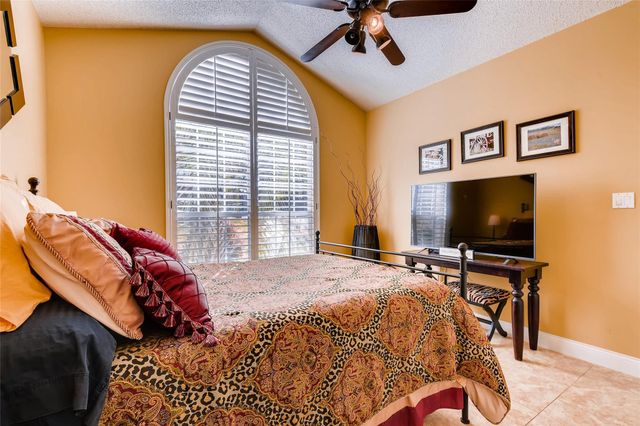 2614 Pace Bend RD S, Spicewood, TX 78669