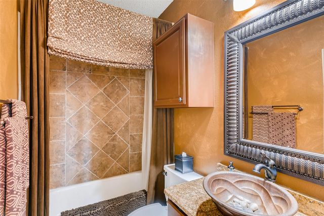 2614 Pace Bend RD S, Spicewood, TX 78669