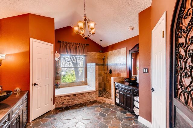 2614 Pace Bend RD S, Spicewood, TX 78669