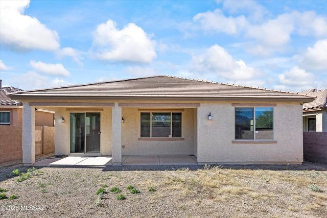 10245 S Wheel Spoke Lane, Vail, AZ 85641