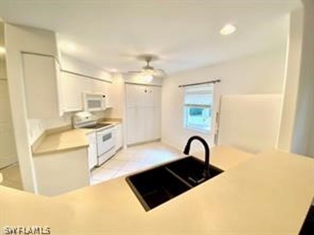 12341 Notting Hill LN 25, Bonita Springs, FL 34135
