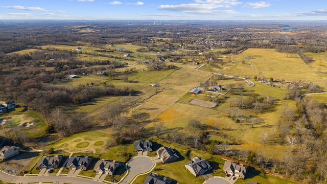 2764 Horn Springs Rd, Lebanon, TN 37087