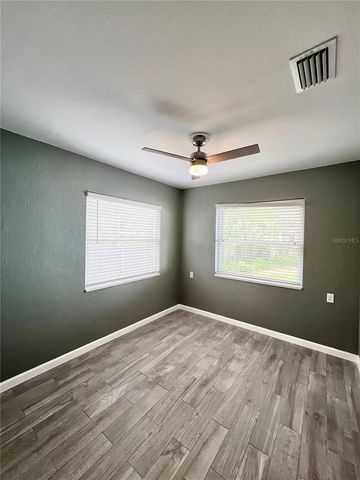 107 W MINNEHAHA STREET, Tampa, FL 33604