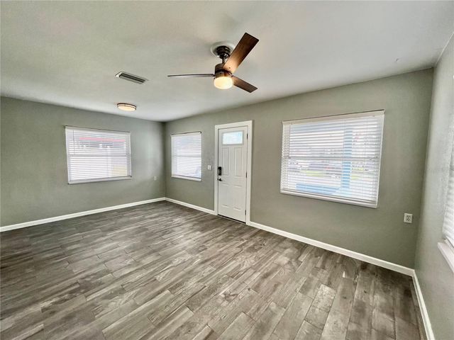 107 W MINNEHAHA STREET, Tampa, FL 33604