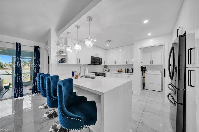 3902 3rd Street SW, Lehigh Acres, FL 33976