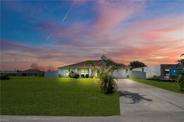 3902 3rd Street SW, Lehigh Acres, FL 33976