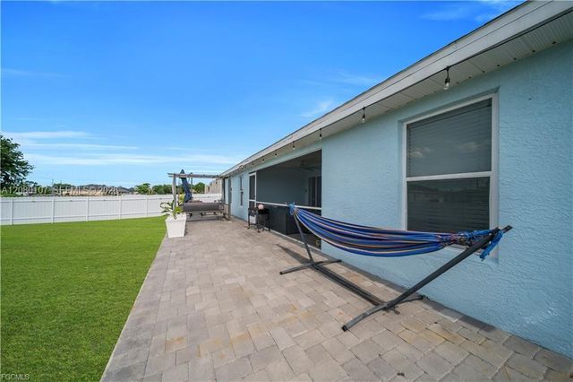 3902 3rd Street SW, Lehigh Acres, FL 33976