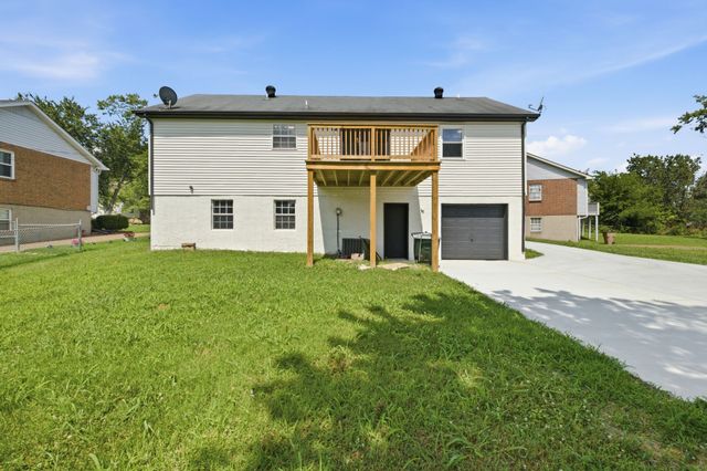 521 Spring Garden Ct, Antioch, TN 37013