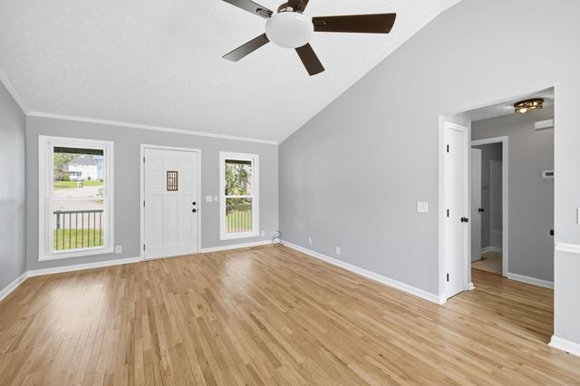 521 Spring Garden Ct, Antioch, TN 37013