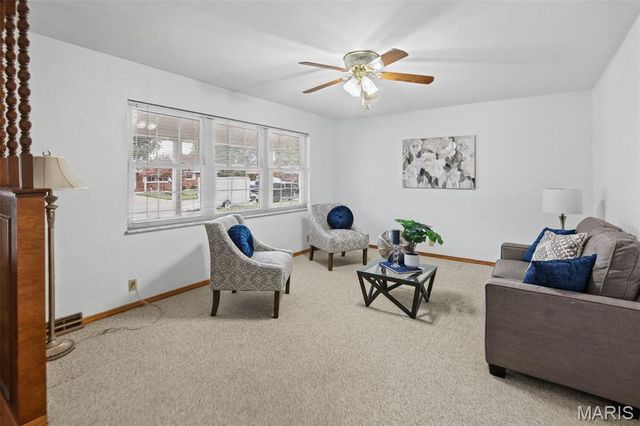179 Red Bud Drive, Wood River, IL 62095