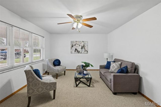 179 Red Bud Drive, Wood River, IL 62095