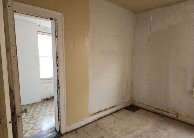 8020 S Hermitage Avenue, Chicago, IL 60620