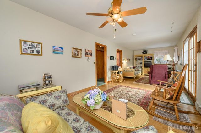 713 1st Street, Dunellen, NJ 08812