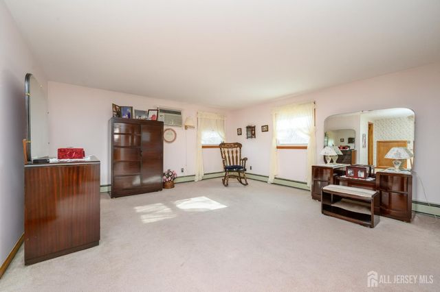 713 1st Street, Dunellen, NJ 08812