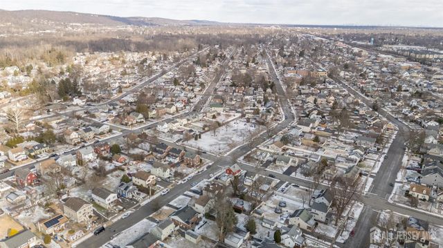 713 1st Street, Dunellen, NJ 08812