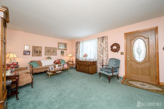 713 1st Street, Dunellen, NJ 08812