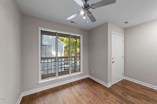 4110 Sedgewood Drive 302, Raleigh, NC 27612
