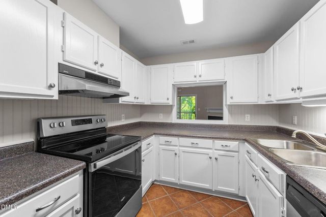 4110 Sedgewood Drive 302, Raleigh, NC 27612