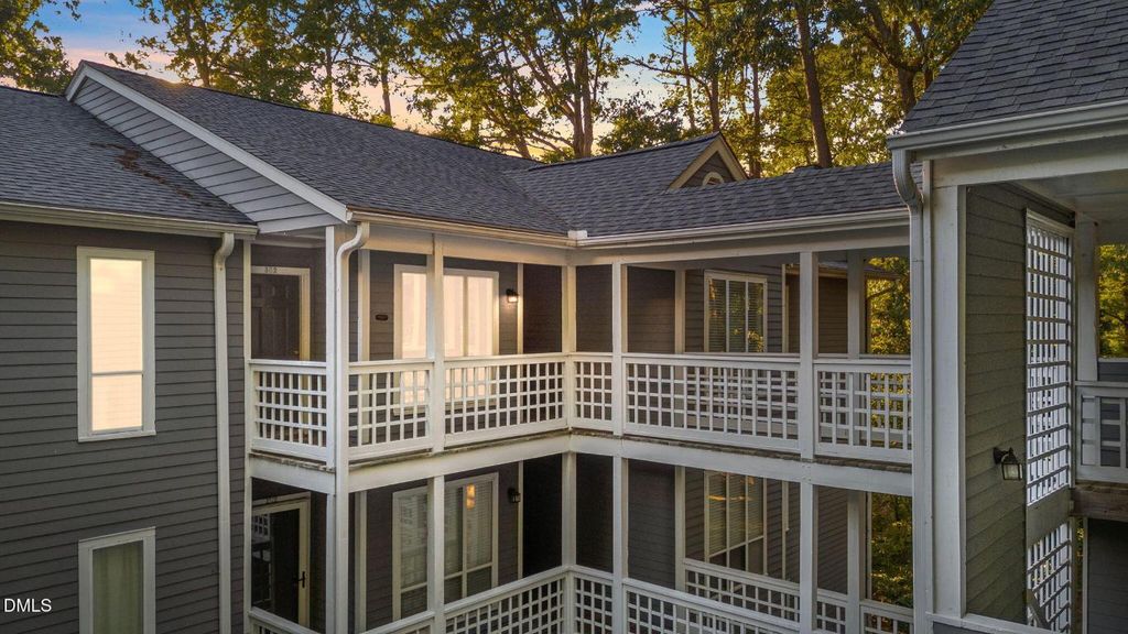 4110 Sedgewood Drive 302, Raleigh, NC 27612