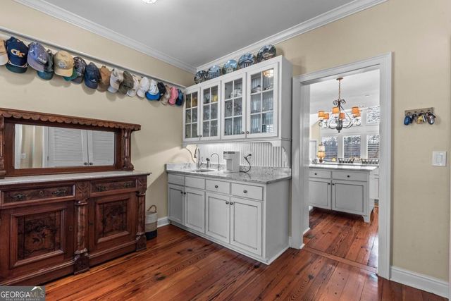 1030 St Andrews Court, Greensboro, GA 30642