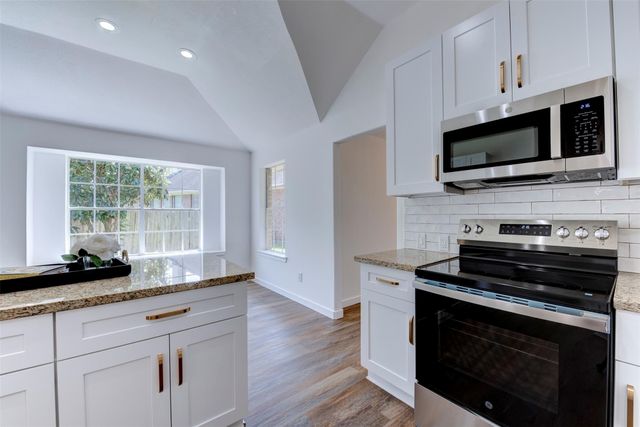 2402 Misty Falls Court, Richmond, TX 77406