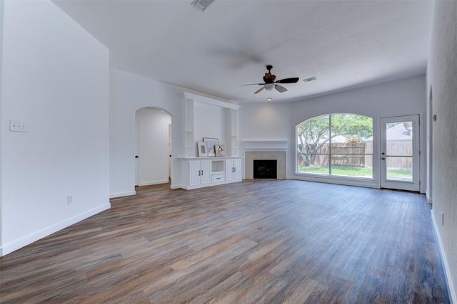 2402 Misty Falls Court, Richmond, TX 77406