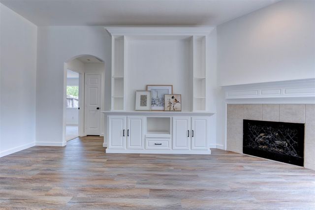 2402 Misty Falls Court, Richmond, TX 77406