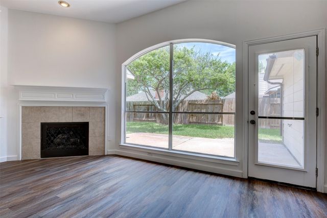 2402 Misty Falls Court, Richmond, TX 77406