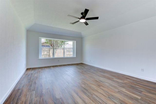 2402 Misty Falls Court, Richmond, TX 77406