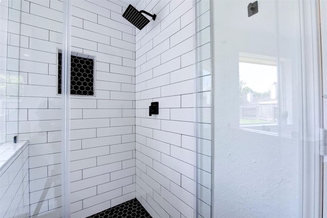 2402 Misty Falls Court, Richmond, TX 77406