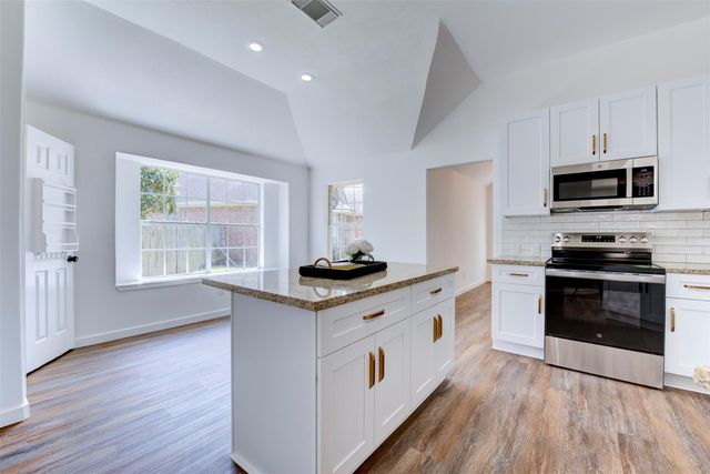 2402 Misty Falls Court, Richmond, TX 77406