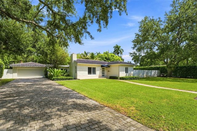 5763 SW 51st St, Miami, FL 33155