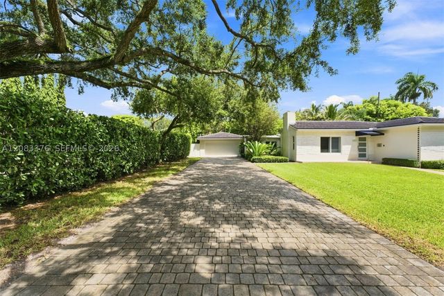 5763 SW 51st St, Miami, FL 33155