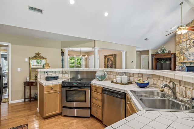 4300 Kedron Rd, Spring Hill, TN 37174