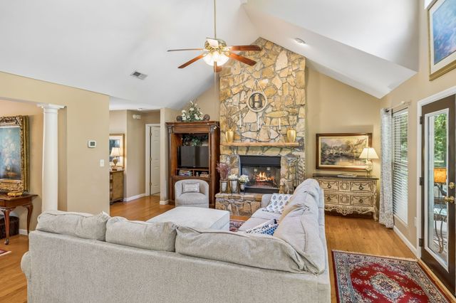 4300 Kedron Rd, Spring Hill, TN 37174