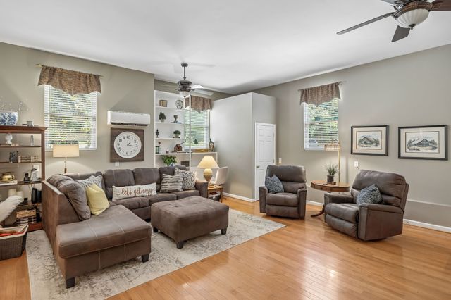 4300 Kedron Rd, Spring Hill, TN 37174