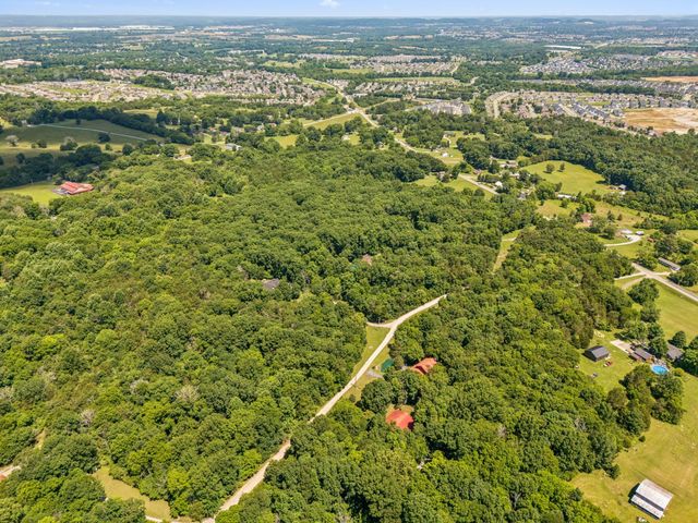 4300 Kedron Rd, Spring Hill, TN 37174